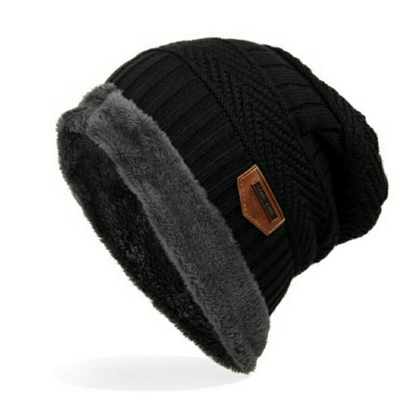 BLACK FUR LINED KNIT BEANIE!🔥 - Picture 2 of 6